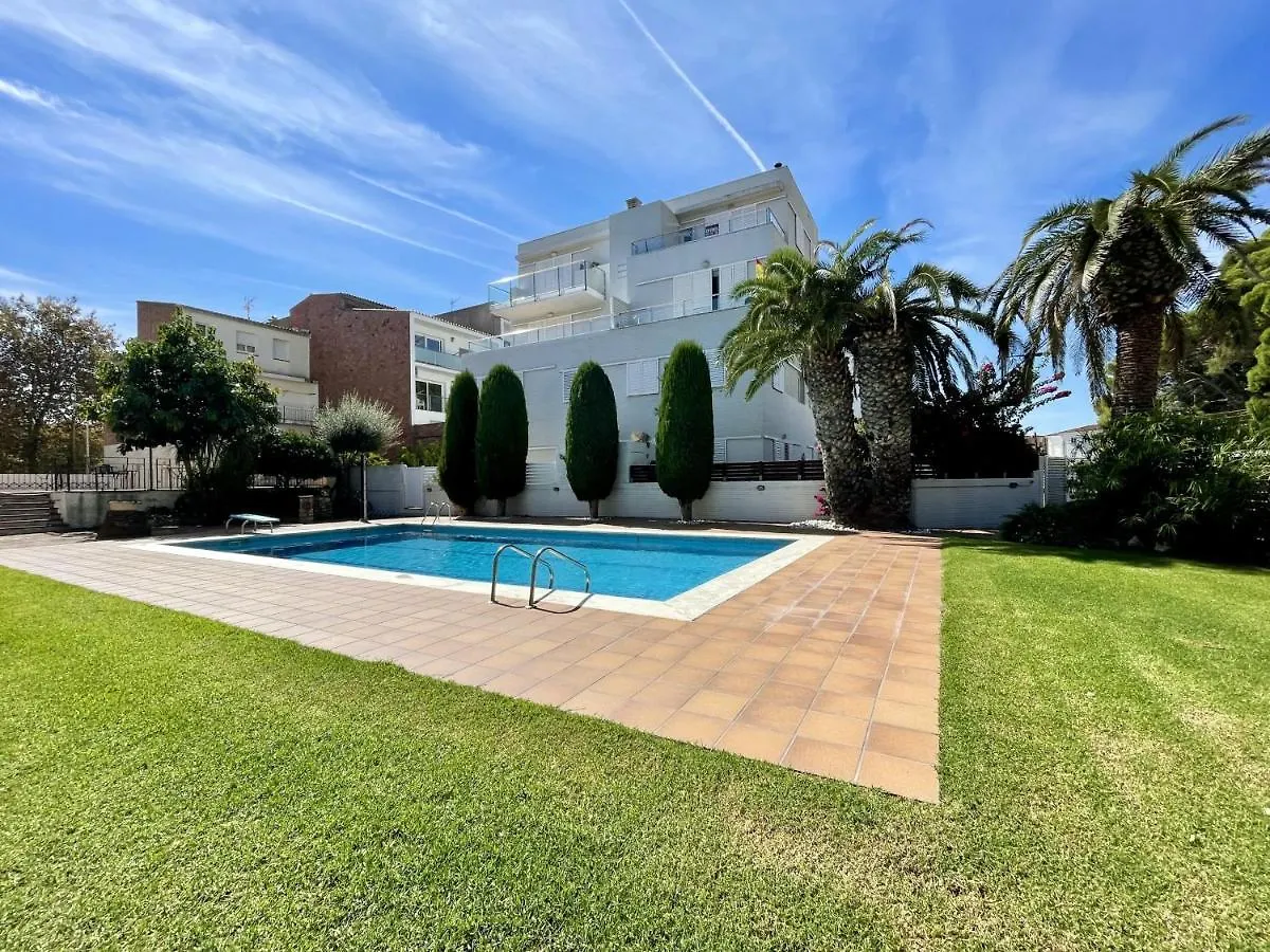 Torroella 89 Bx-2 - Planta Baja Apartment L'Estartit Spain